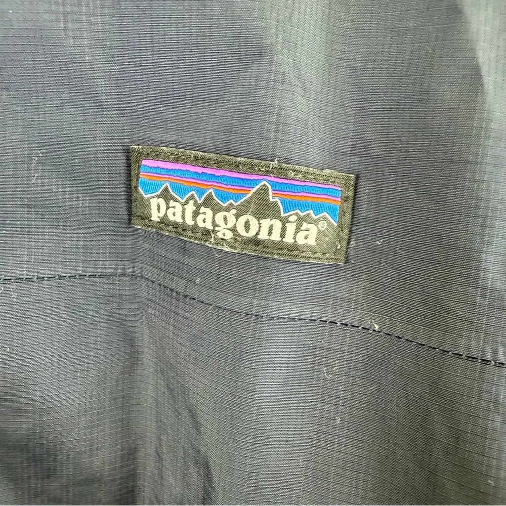 Patagonia Women's Torrentshell Jacket Style # 83807 NVYB Navy Blue Size XL - Picture 3 of 9